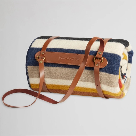 Pendleton Wool Throw (54x66”) & Leather Carrier Straps - Picture 3 of 7